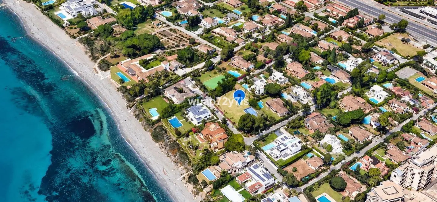 Venta de parcela residencial en El Paraiso 1