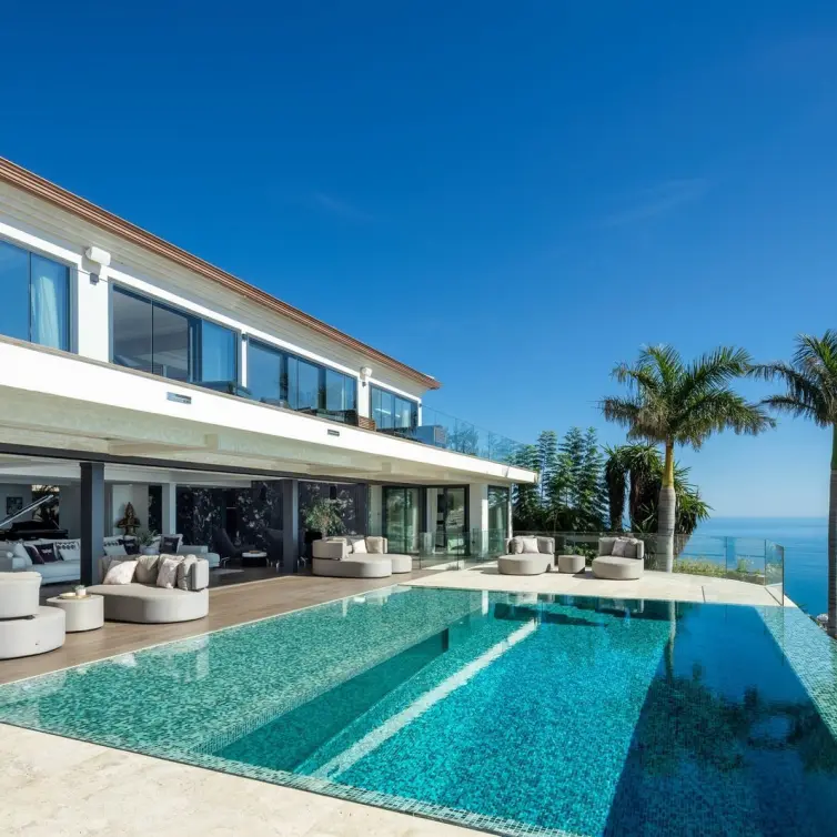 Venta de villa independiente en Benalmadena