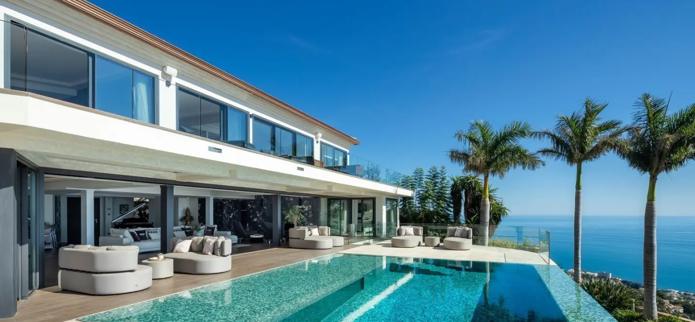 Venta de villa independiente en Benalmadena 1