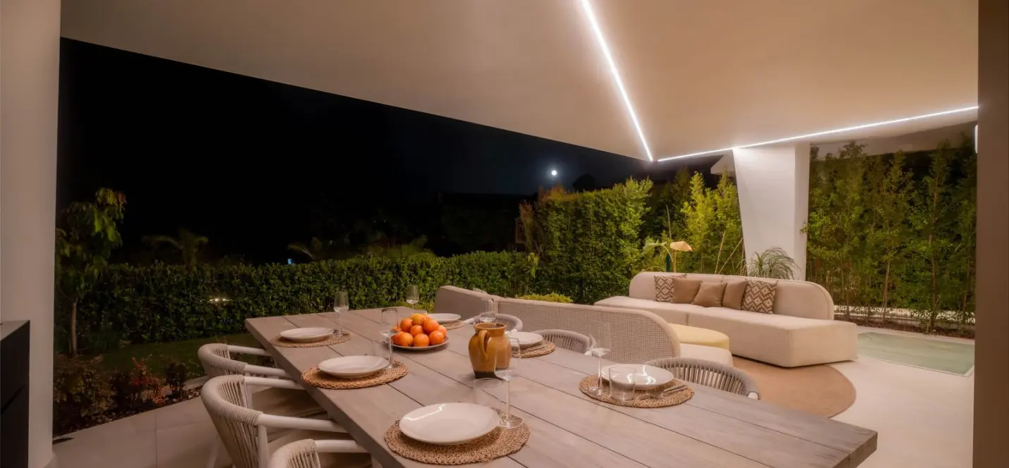 Venta de villa independiente en Nueva Andalucía 3