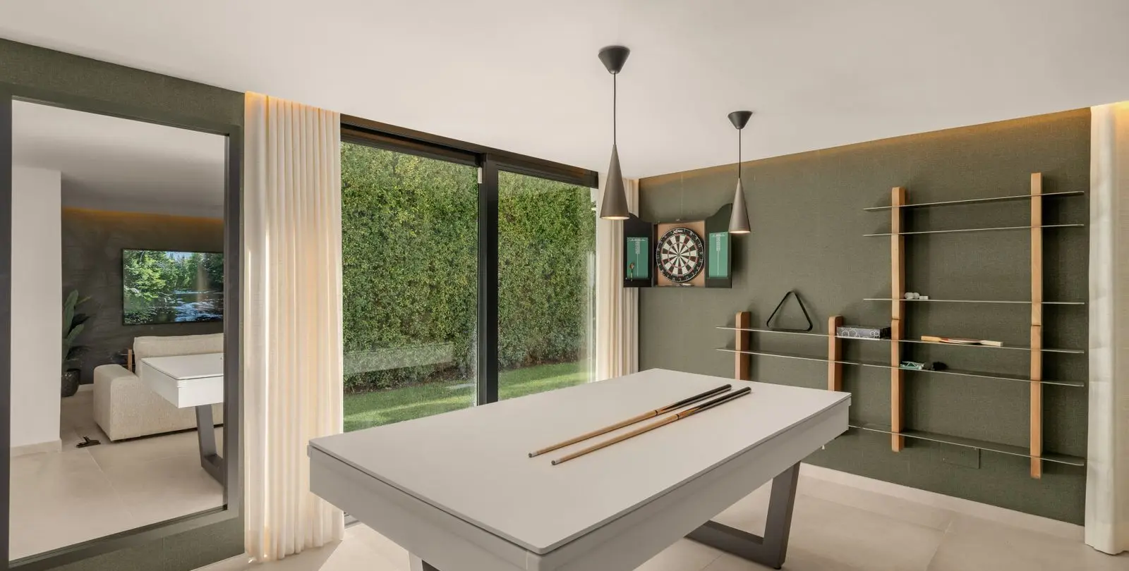 Venta de villa independiente en Nueva Andalucía 57