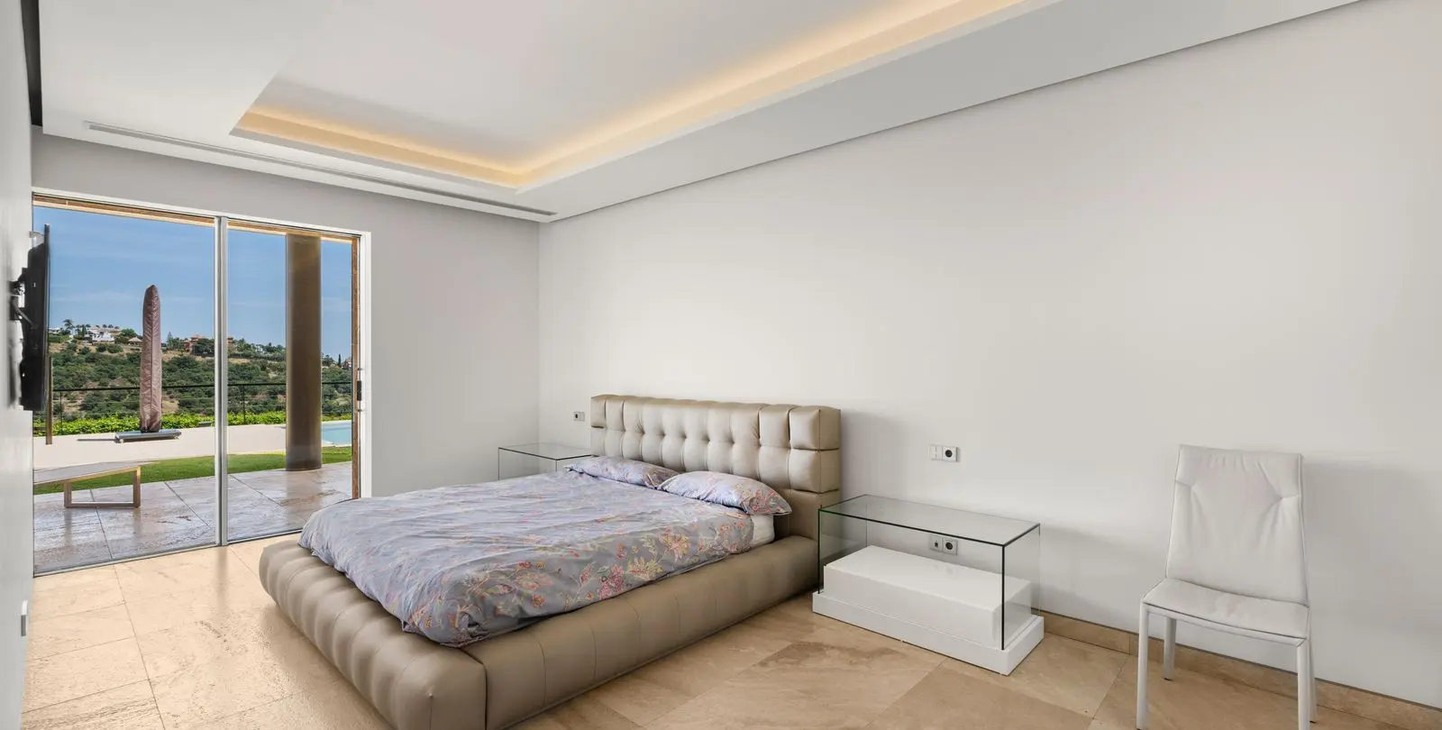 Venta de villa independiente en Los Arqueros 13