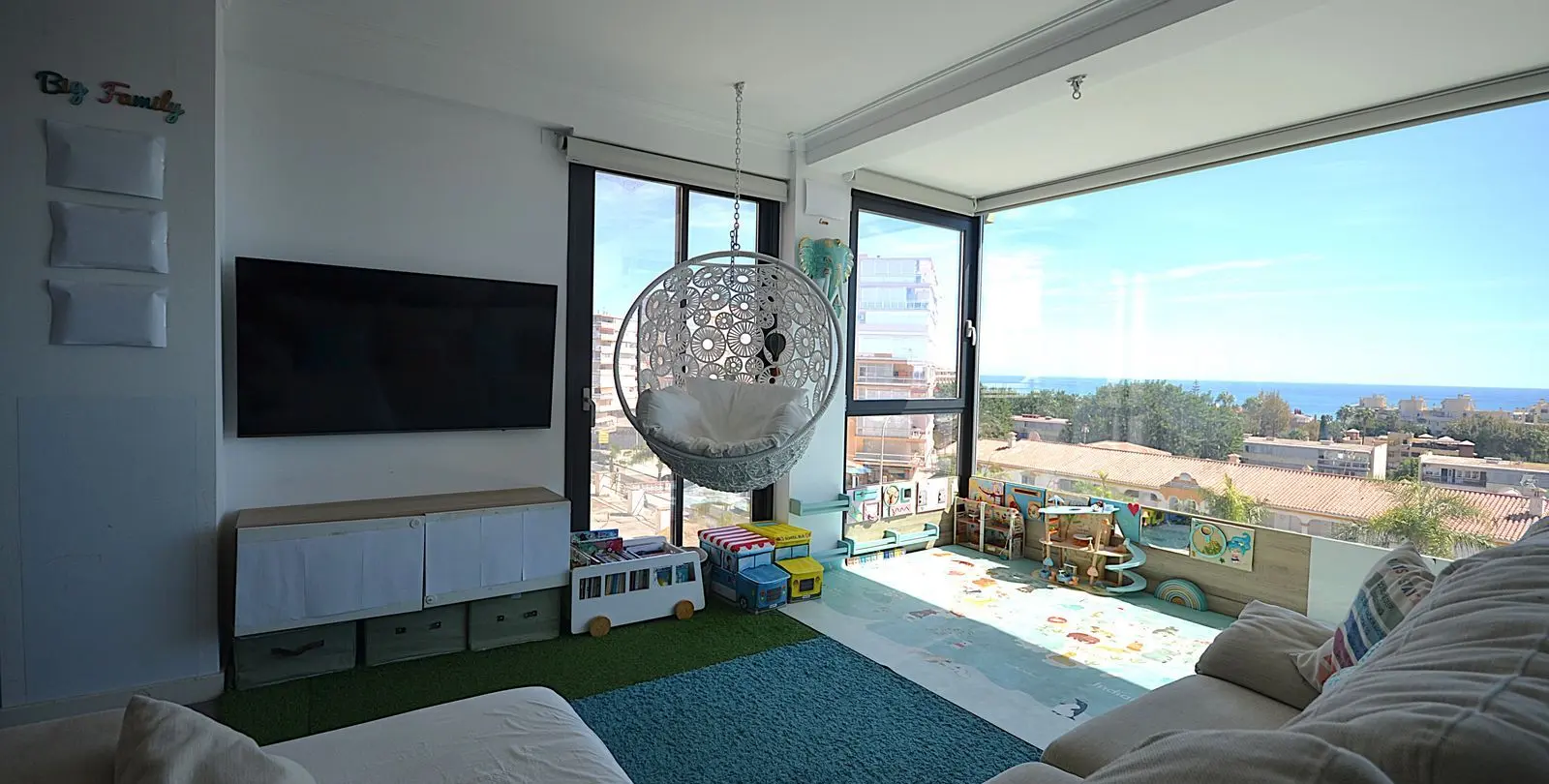 Sale of middle floor apartment in Torremolinos 1