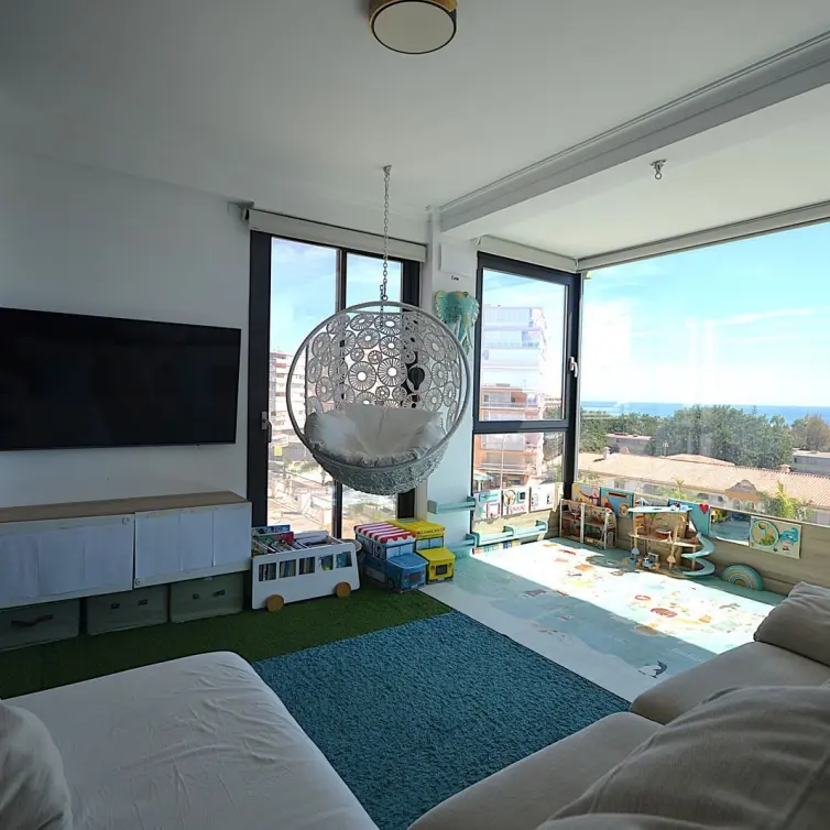 Venta de apartamento en planta media en Torremolinos