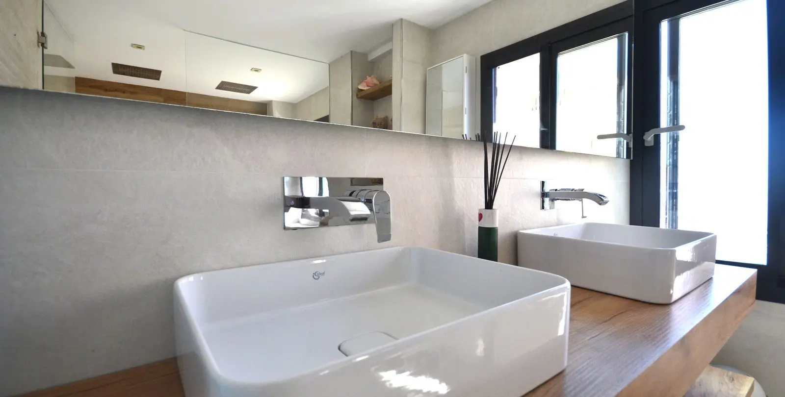 Sale of middle floor apartment in Torremolinos 13
