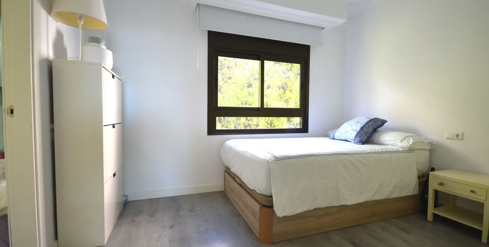 Sale of middle floor apartment in Torremolinos 19