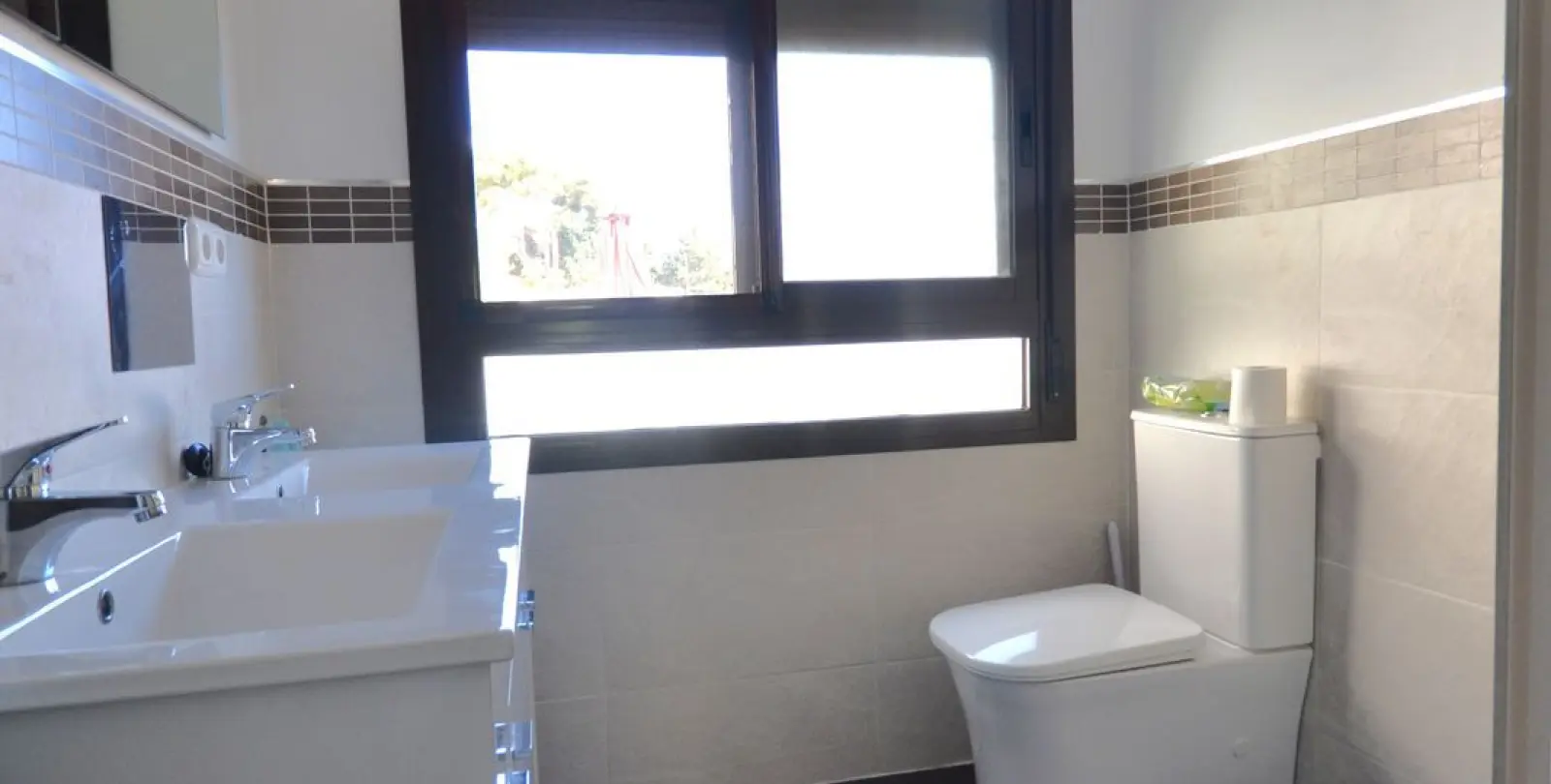 Sale of middle floor apartment in Torremolinos 22