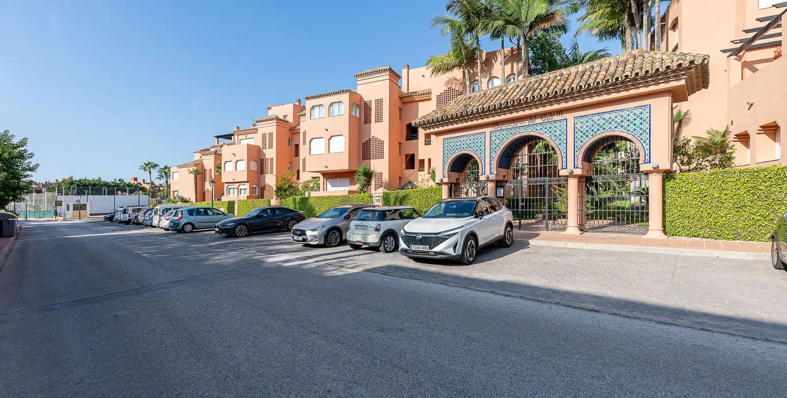 Venta de apartamento en planta media en Guadalmina Baja 24