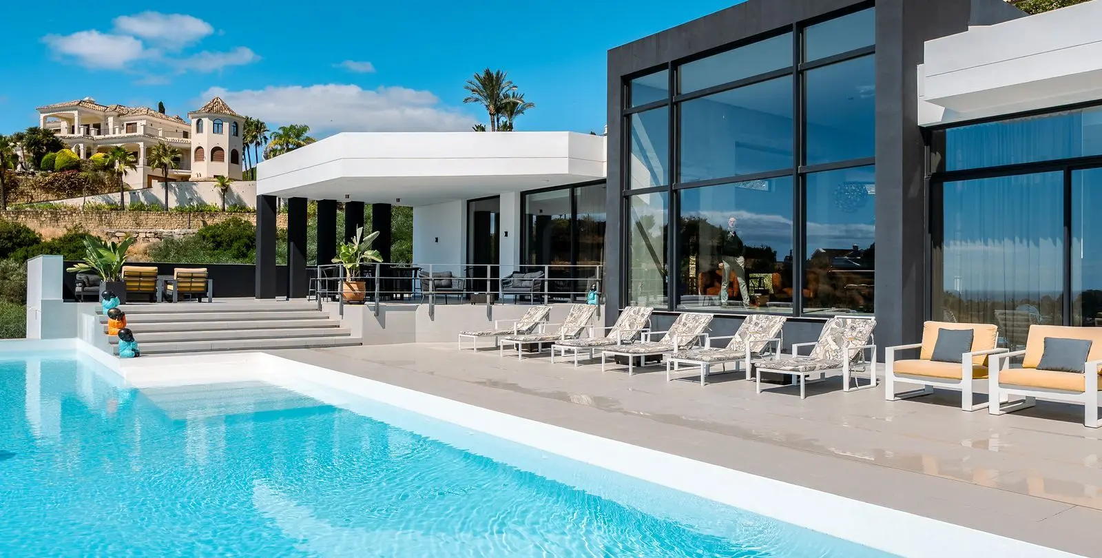 Venta de villa independiente en Benahavís 1