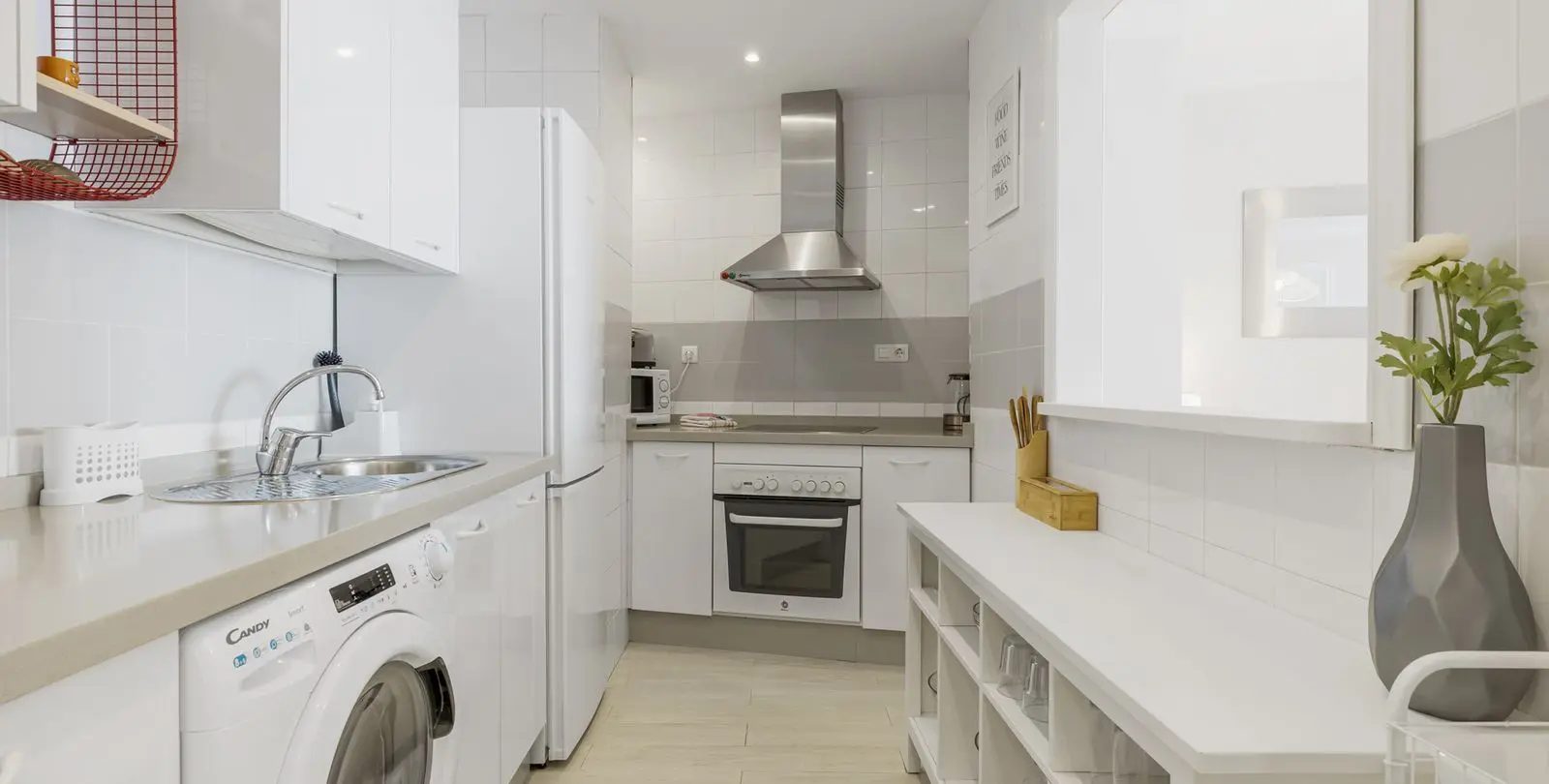 Sale of middle floor apartment in Nueva Andalucía 9