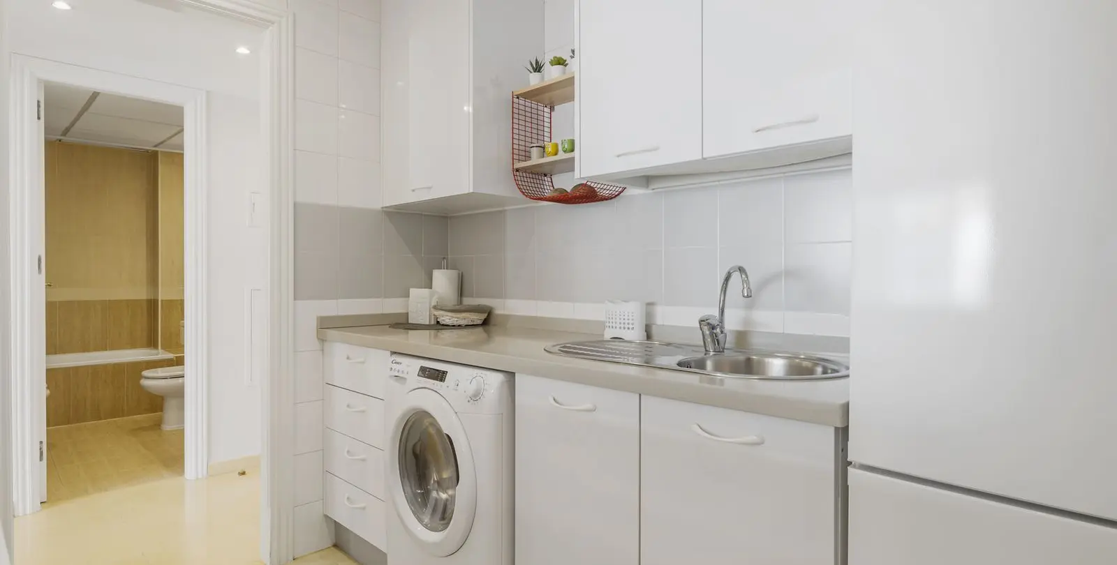 Sale of middle floor apartment in Nueva Andalucía 10