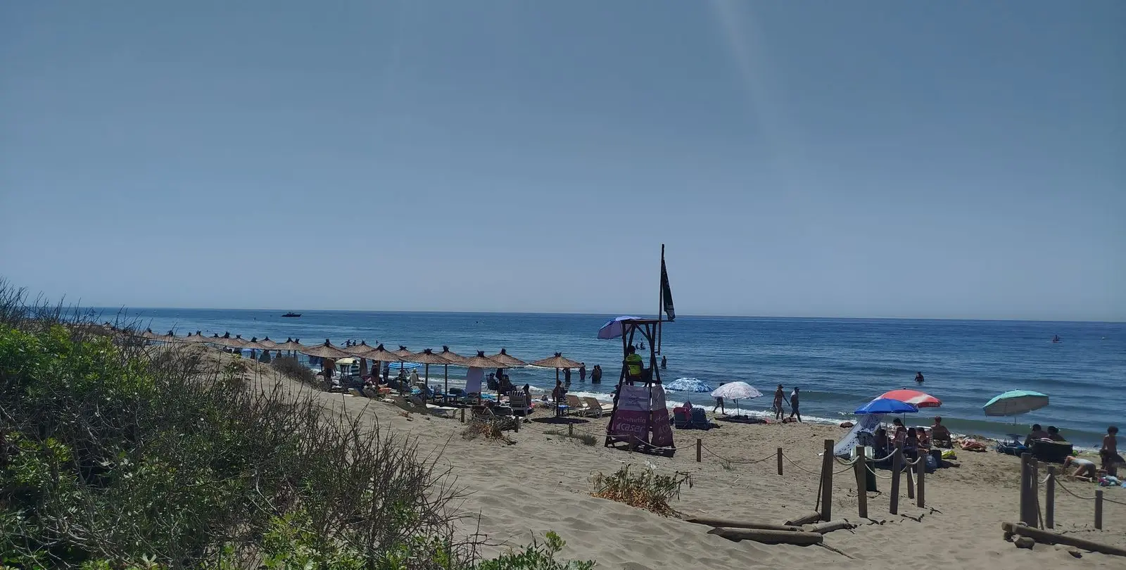 Sale of middle floor apartment in Elviria 69