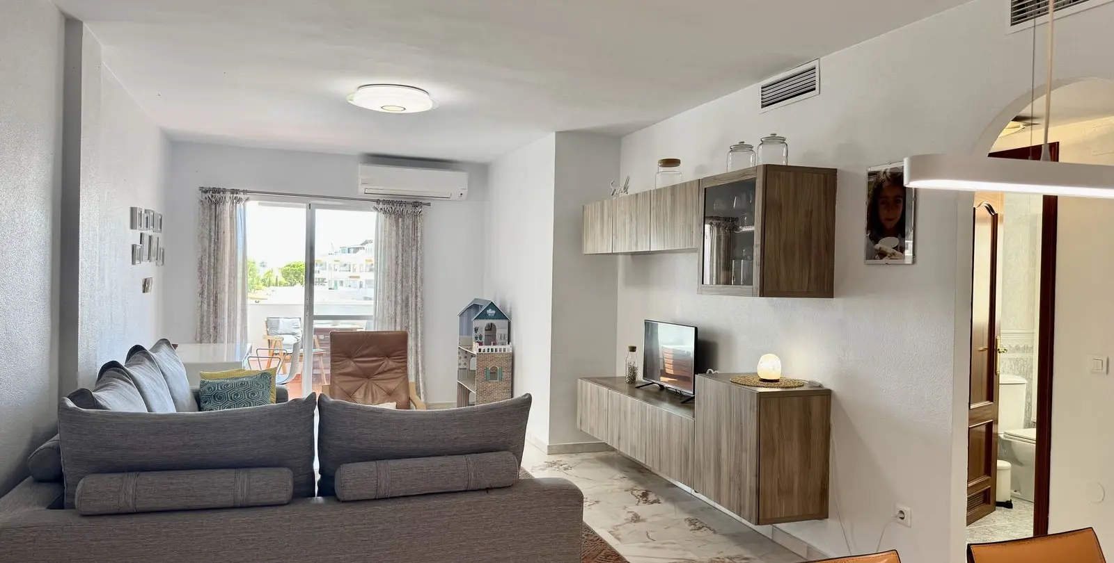 Sale of middle floor apartment in Benalmadena 7