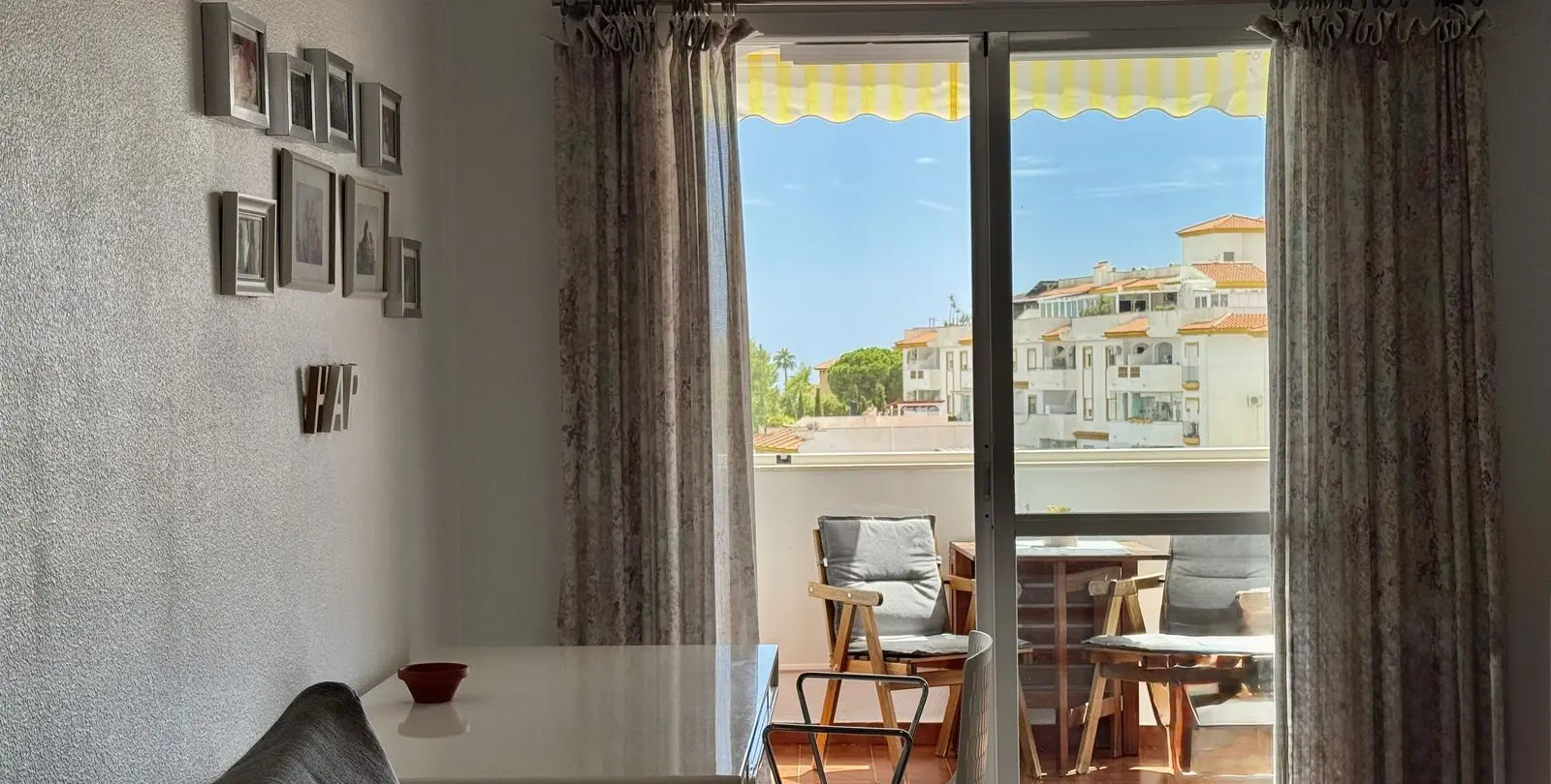 Sale of middle floor apartment in Benalmadena 8