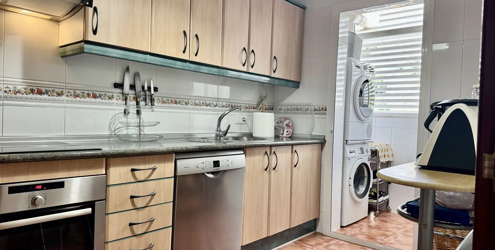 Sale of middle floor apartment in Benalmadena 14