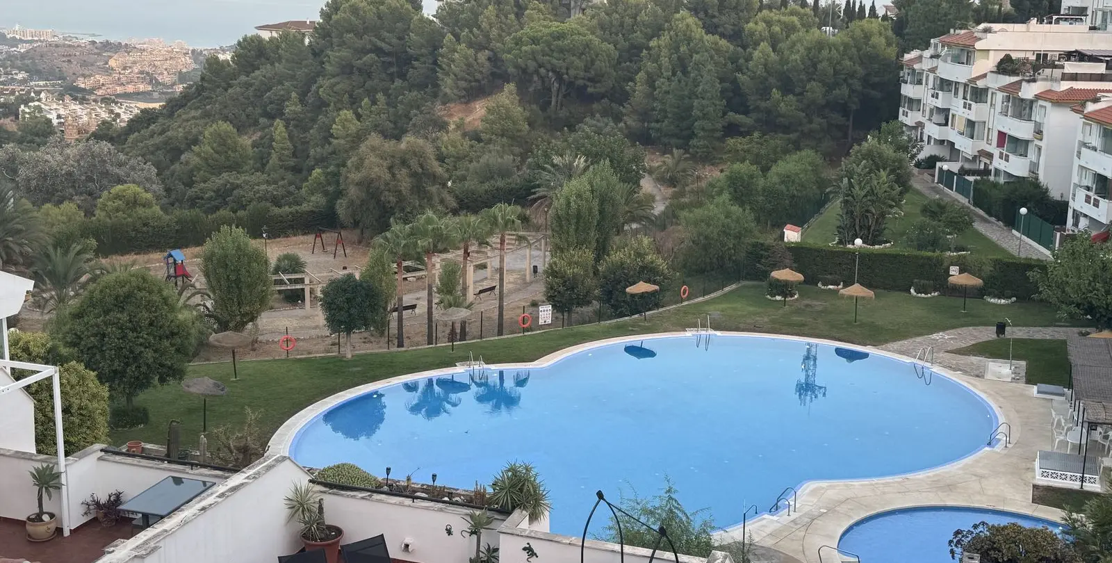 Sale of middle floor apartment in Benalmadena 26