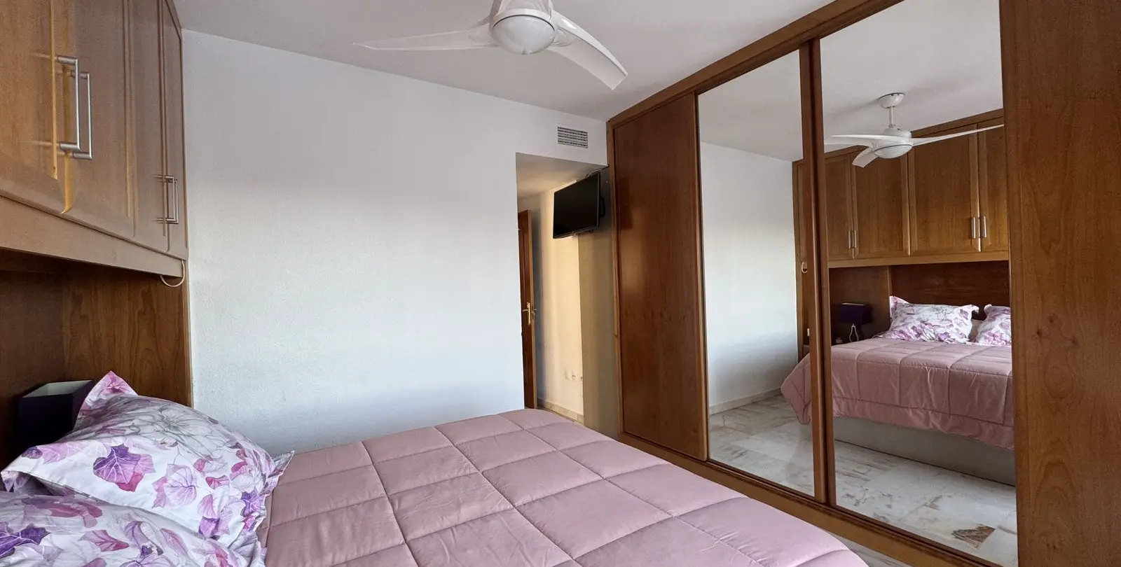 Sale of middle floor apartment in Benalmadena 28