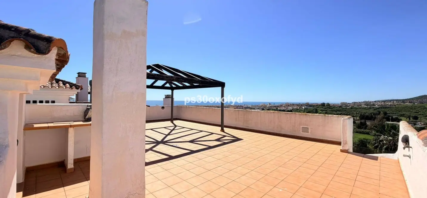 Продажа пентхауса в Casares Playa 4