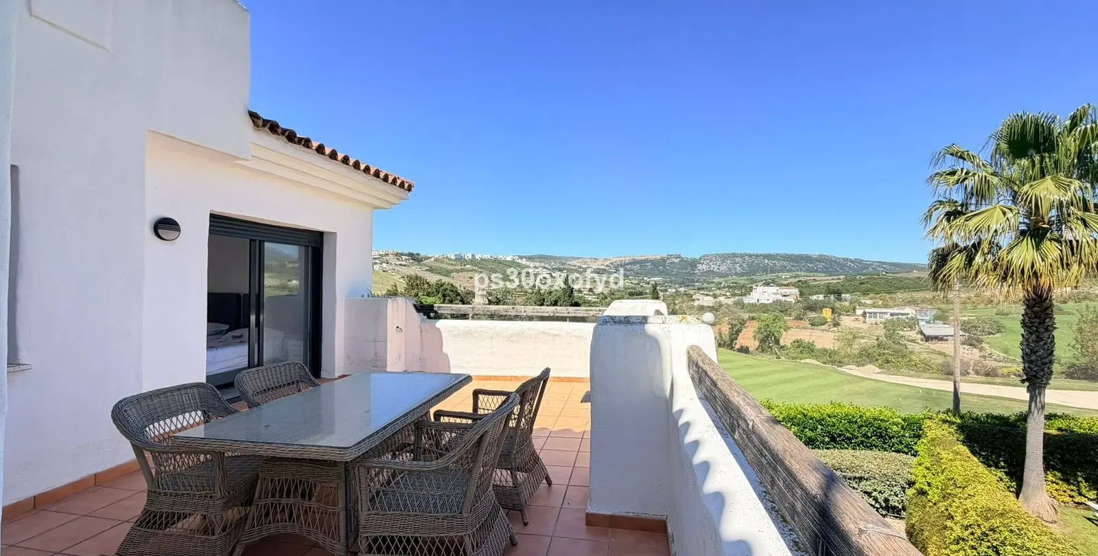 Продажа пентхауса в Casares Playa 10