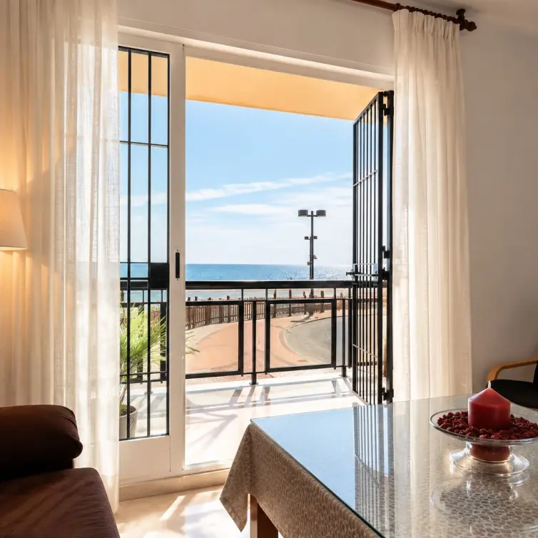 Venta de apartamento en planta media en Fuengirola