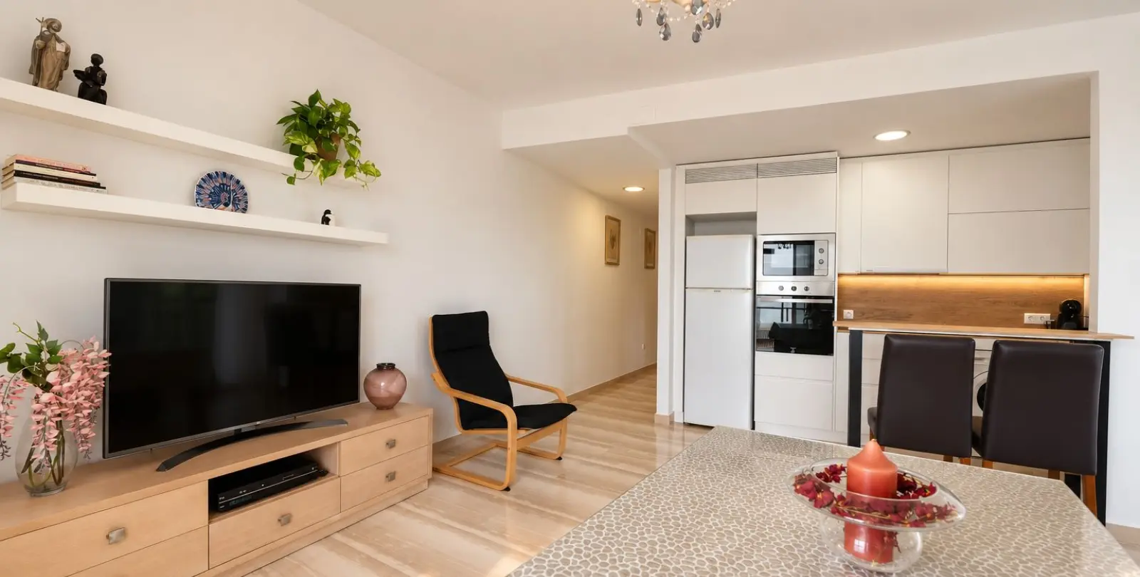 Venta de apartamento en planta media en Fuengirola 4