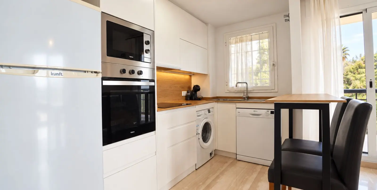 Venta de apartamento en planta media en Fuengirola 8