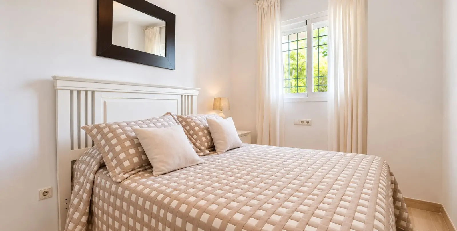 Venta de apartamento en planta media en Fuengirola 19