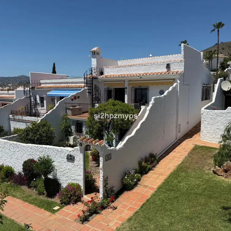 Sale of townhouse in Nerja