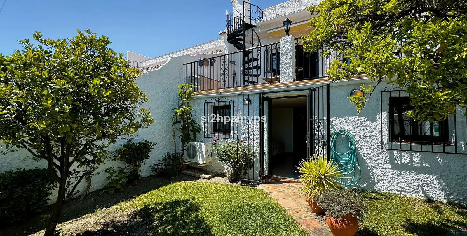Sale of townhouse in Nerja 18