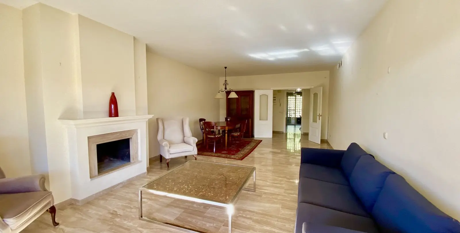 Venta de apartamento en planta media en Guadalmina Baja 9