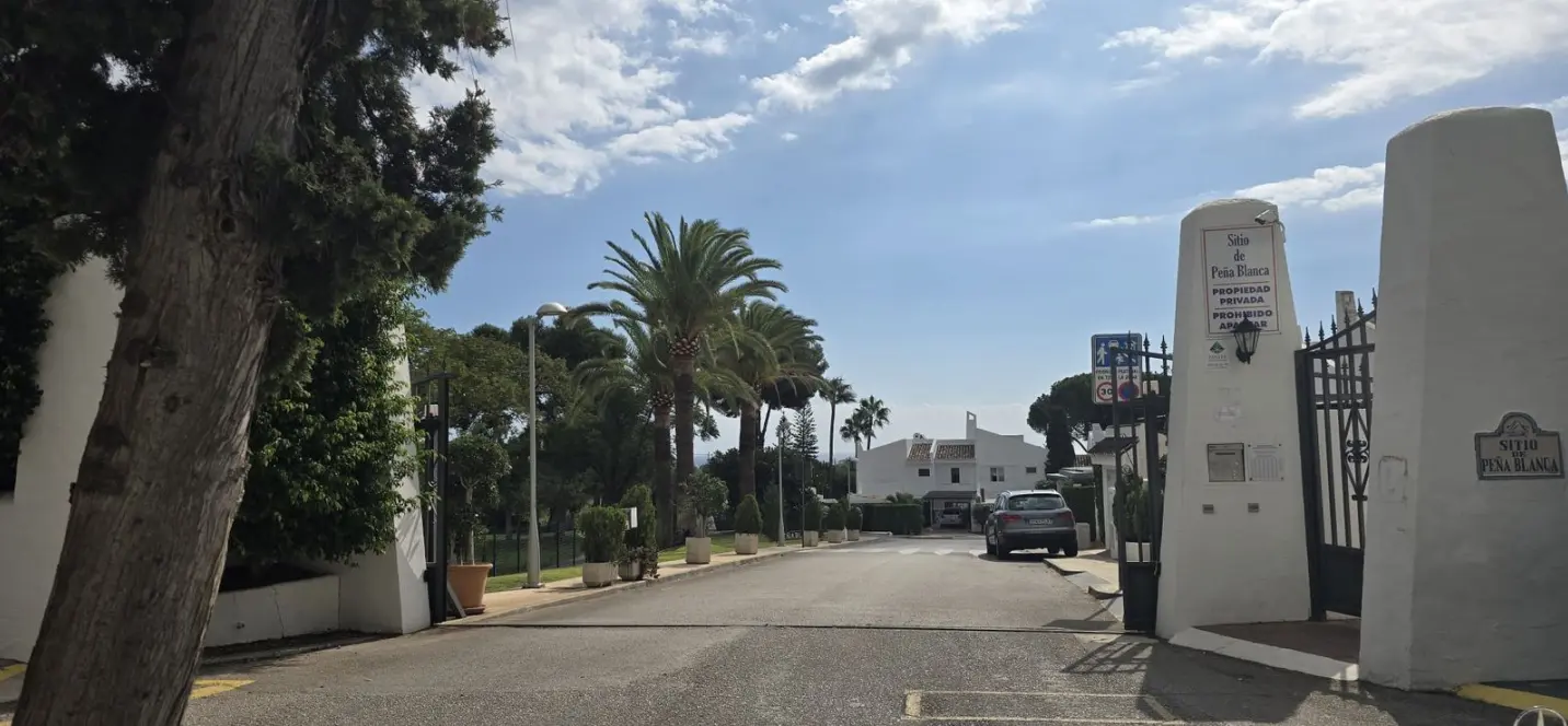 Sale of townhouse in Nueva Andalucía 2