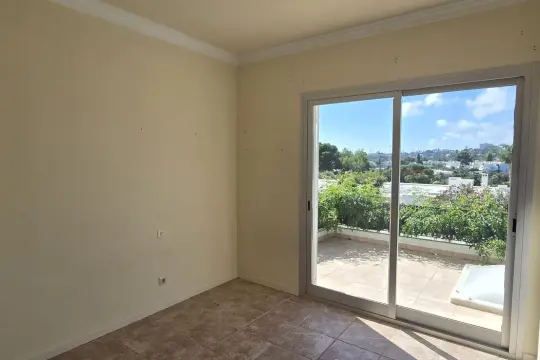 Image 7 thumb