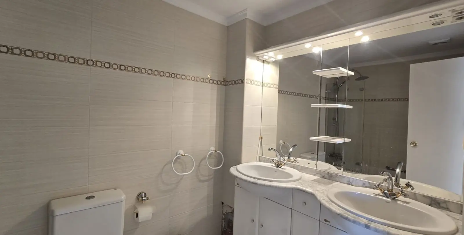 Sale of townhouse in Nueva Andalucía 10