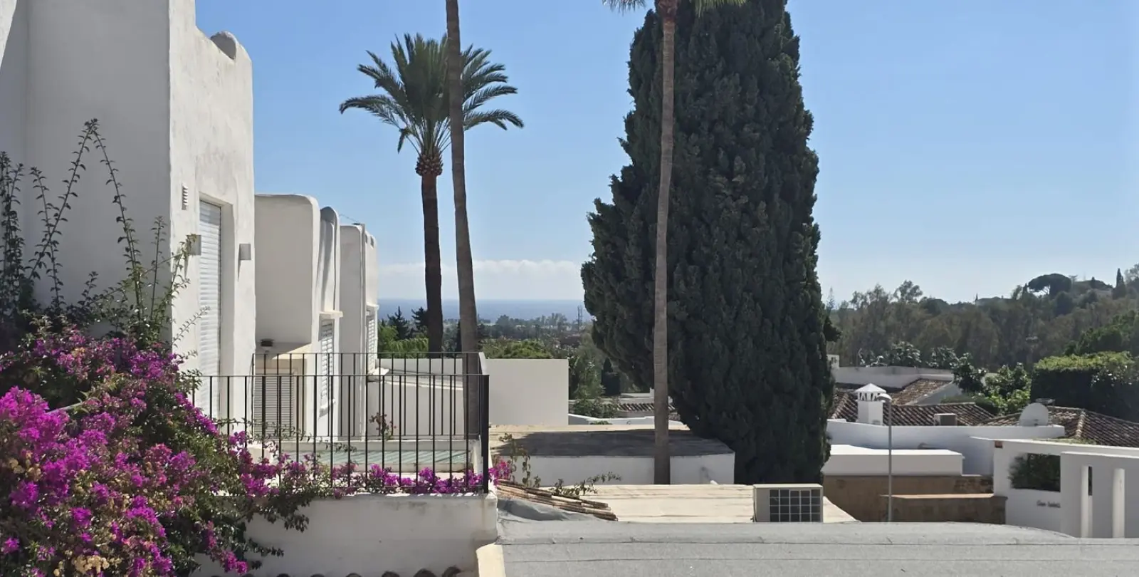 Sale of townhouse in Nueva Andalucía 19