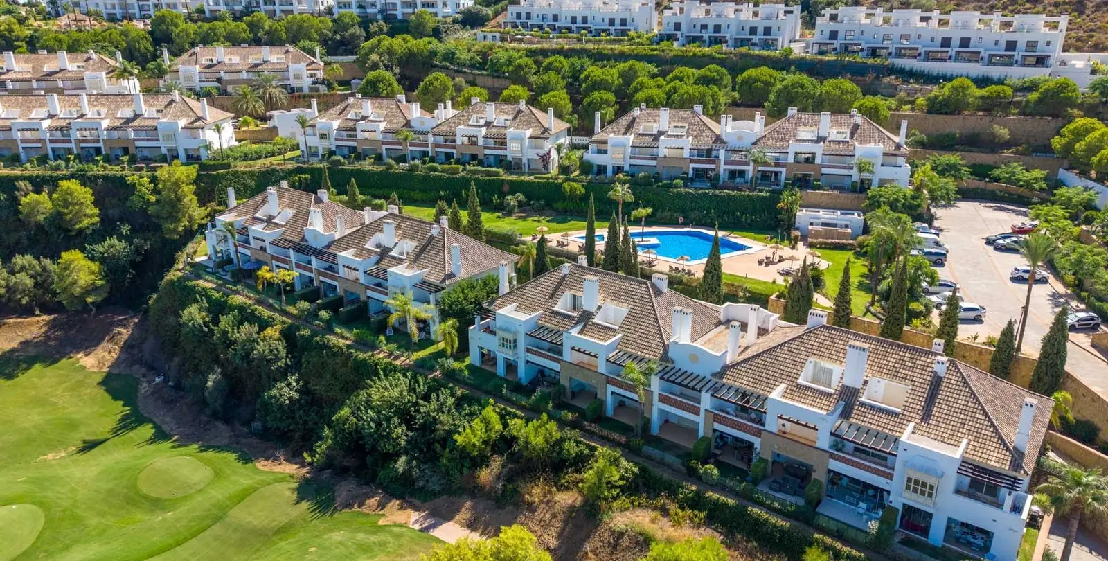 Sale of townhouse in La Cala Golf 2
