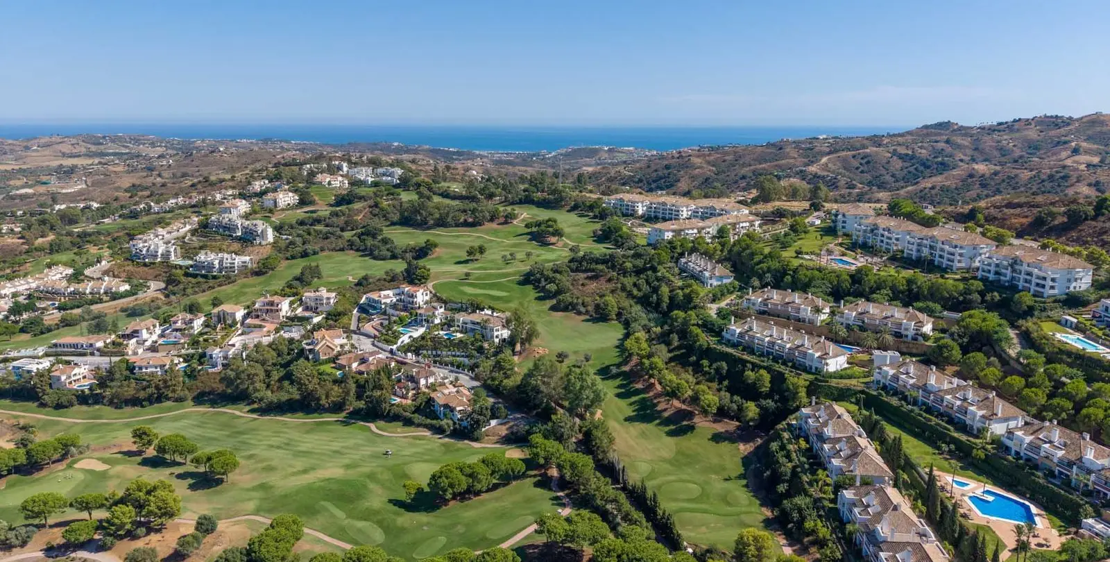 Sale of townhouse in La Cala Golf 12