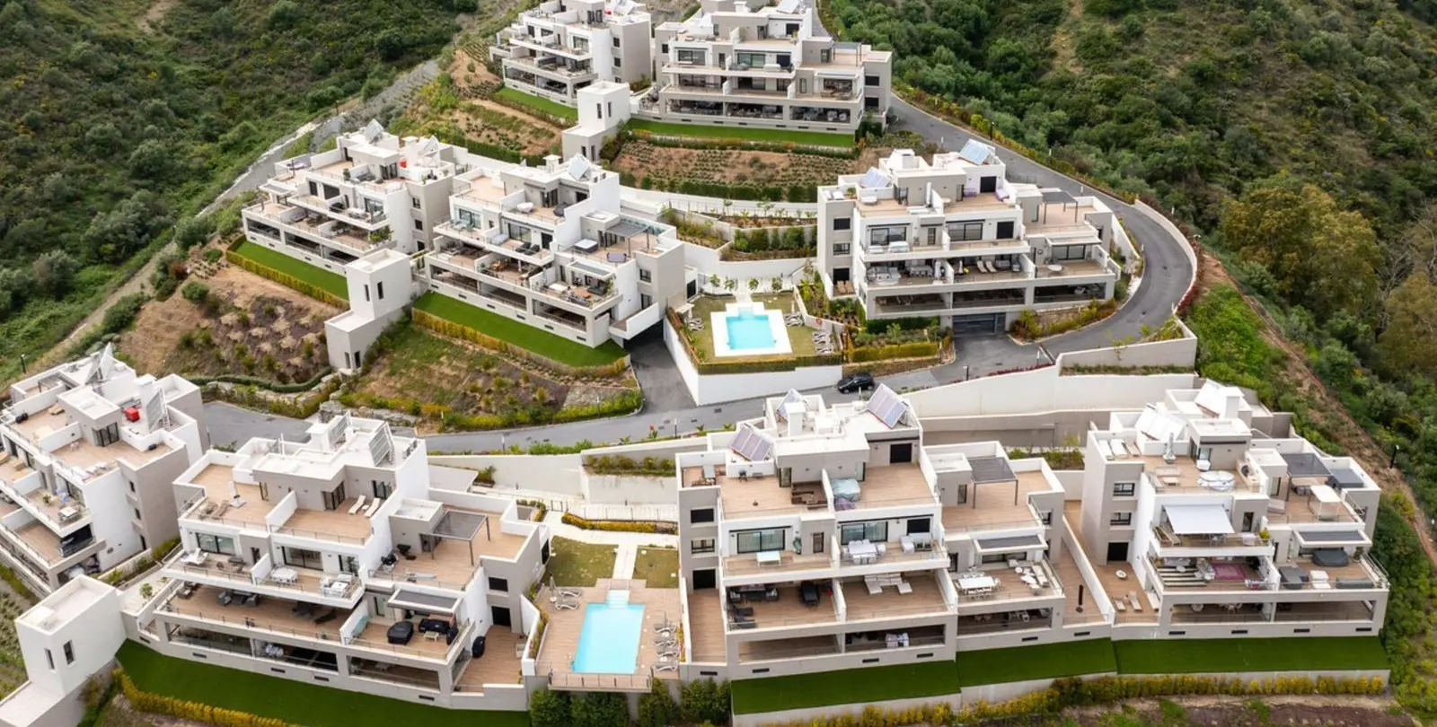 Venta de apartamento en planta baja en Nueva Andalucía 1