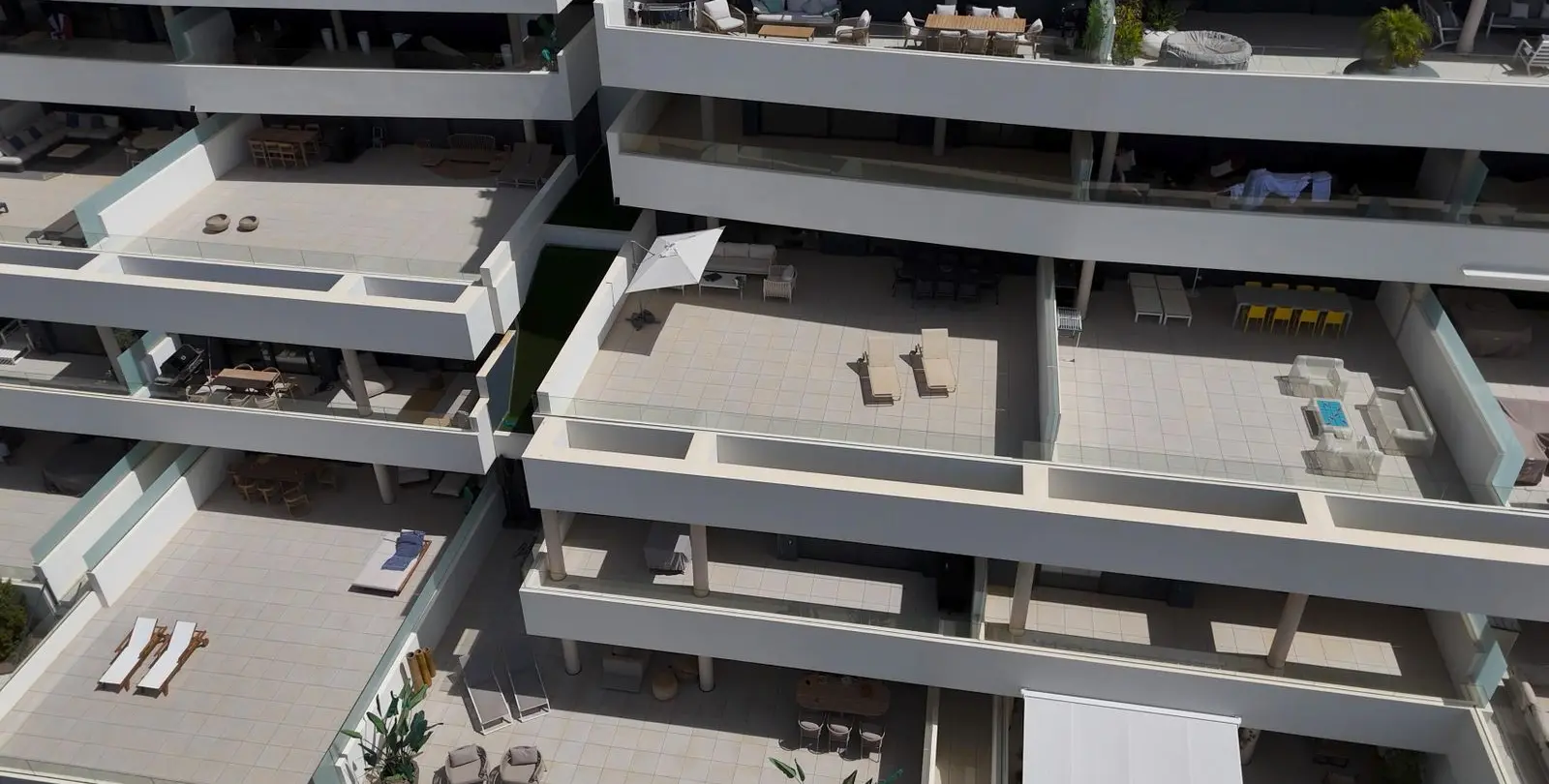 Venta de apartamento en planta media en Marbella 4