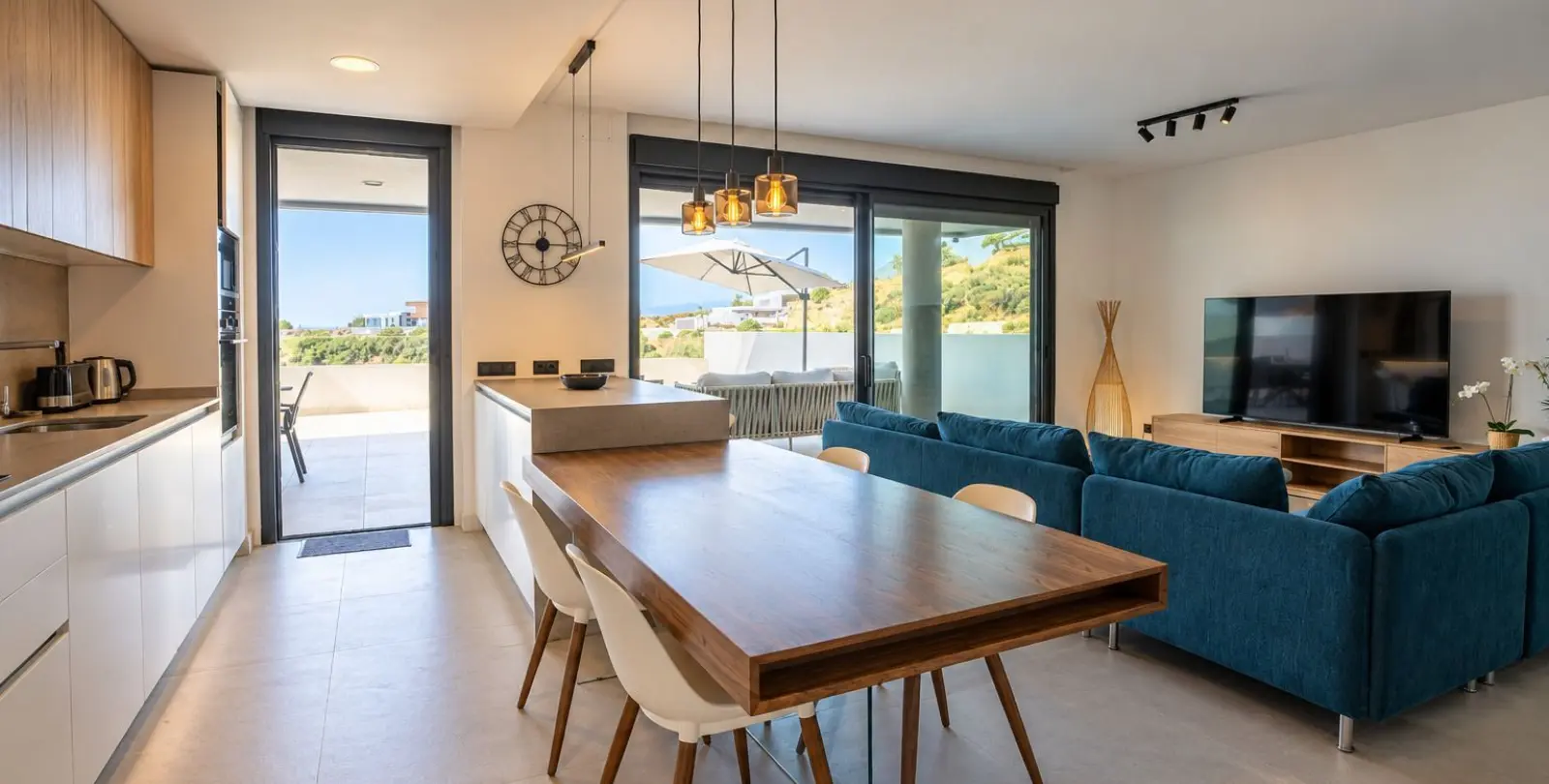 Venta de apartamento en planta media en Marbella 7