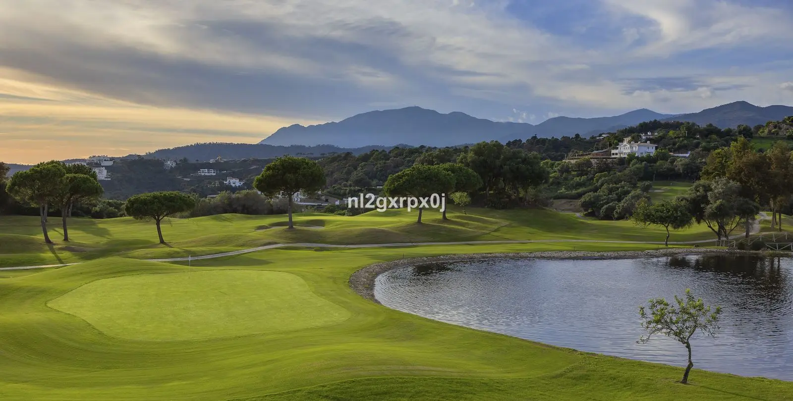 Venta de parcela residencial en Benahavís 16
