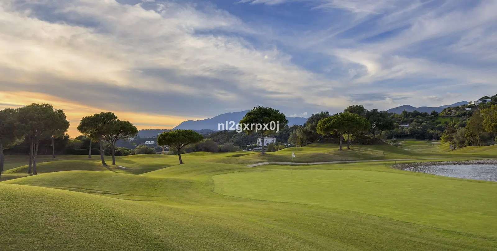 Venta de parcela residencial en Benahavís 17