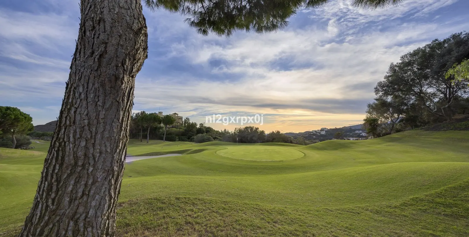 Venta de parcela residencial en Benahavís 18