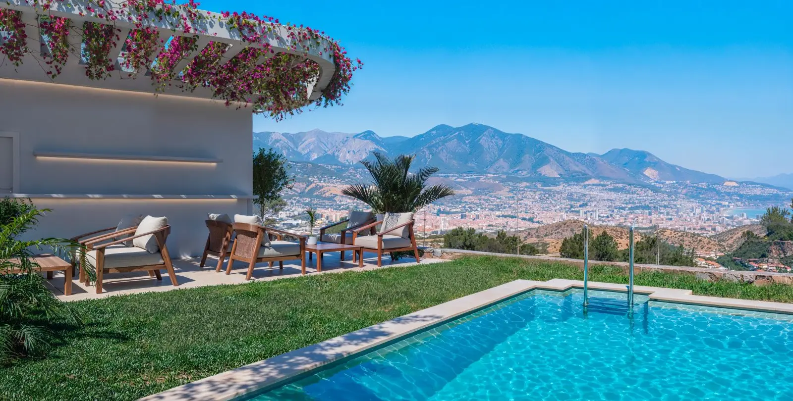Venta de casa pareada en El Chaparral 2