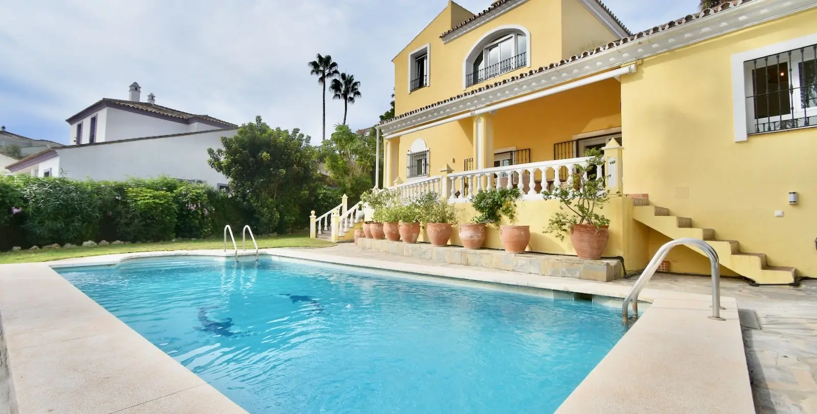 Venta de villa independiente en La Duquesa 2