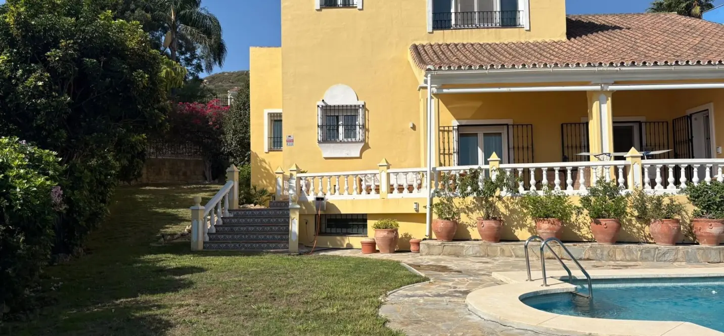 Venta de villa independiente en La Duquesa 4