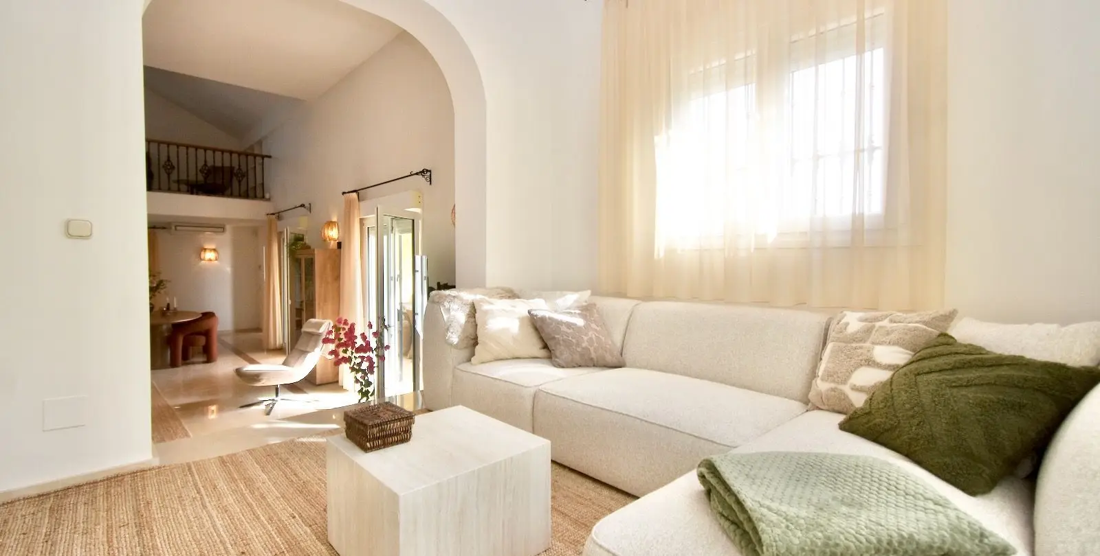 Venta de villa independiente en La Duquesa 9