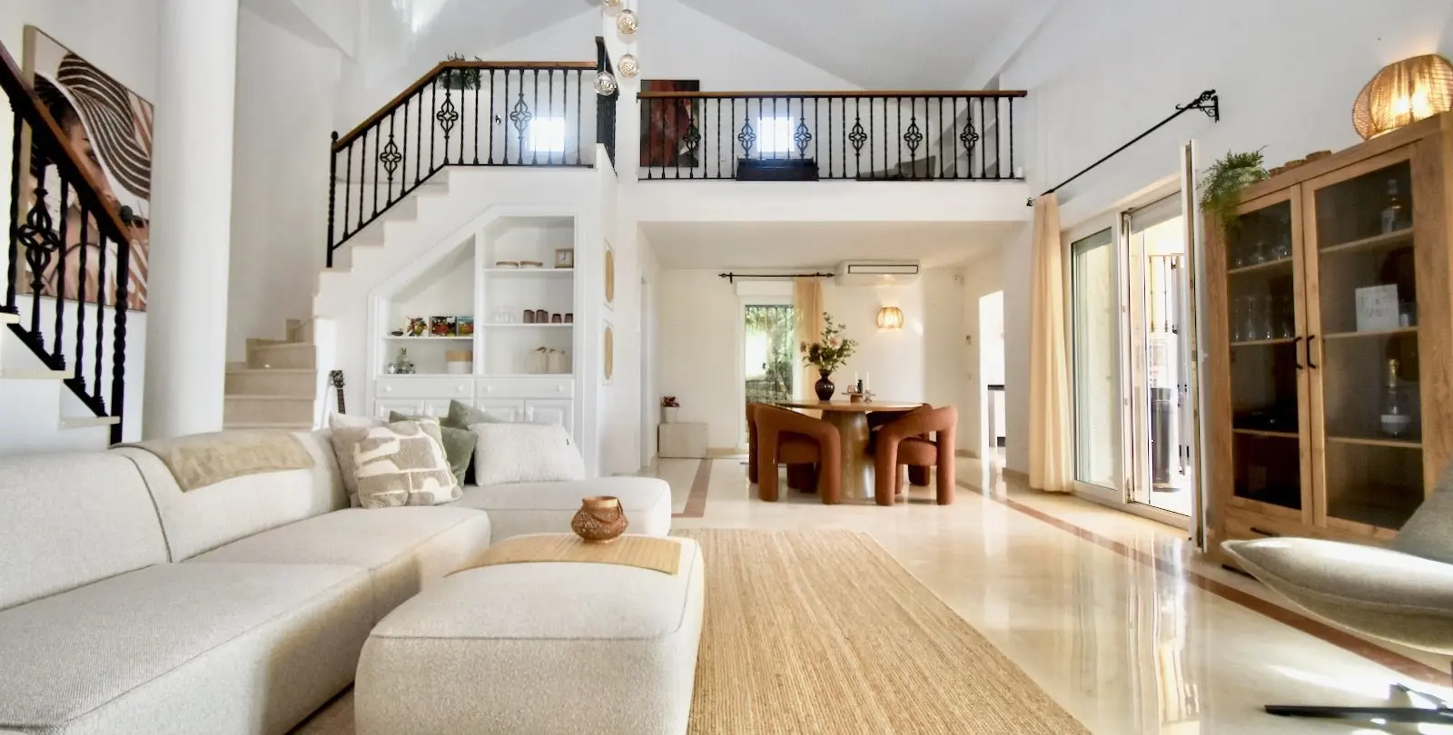 Venta de villa independiente en La Duquesa 11