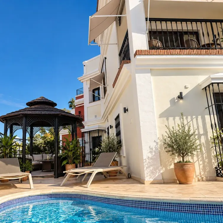 Venta de casa pareada en Aloha