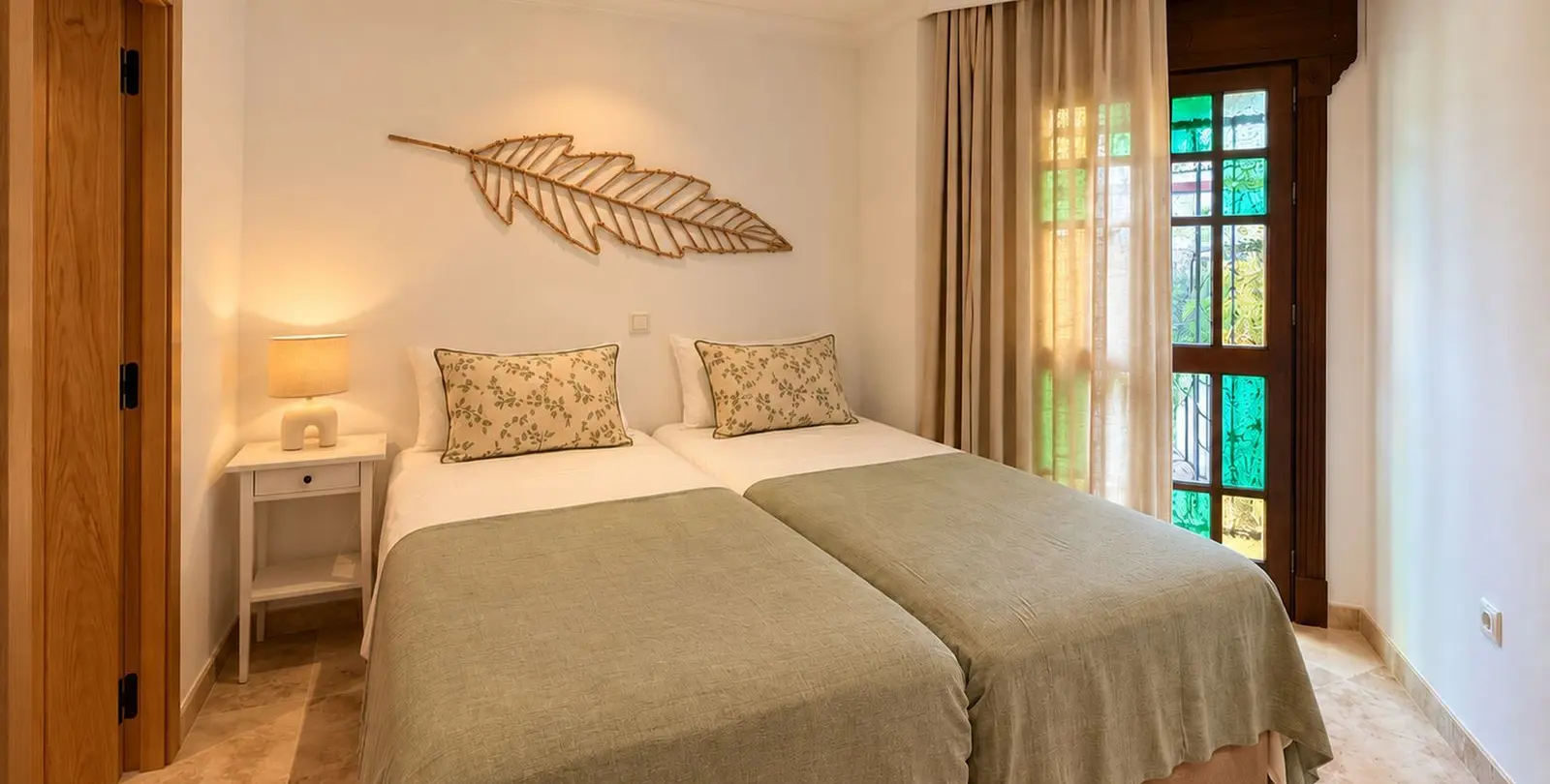 Venta de casa pareada en Aloha 10