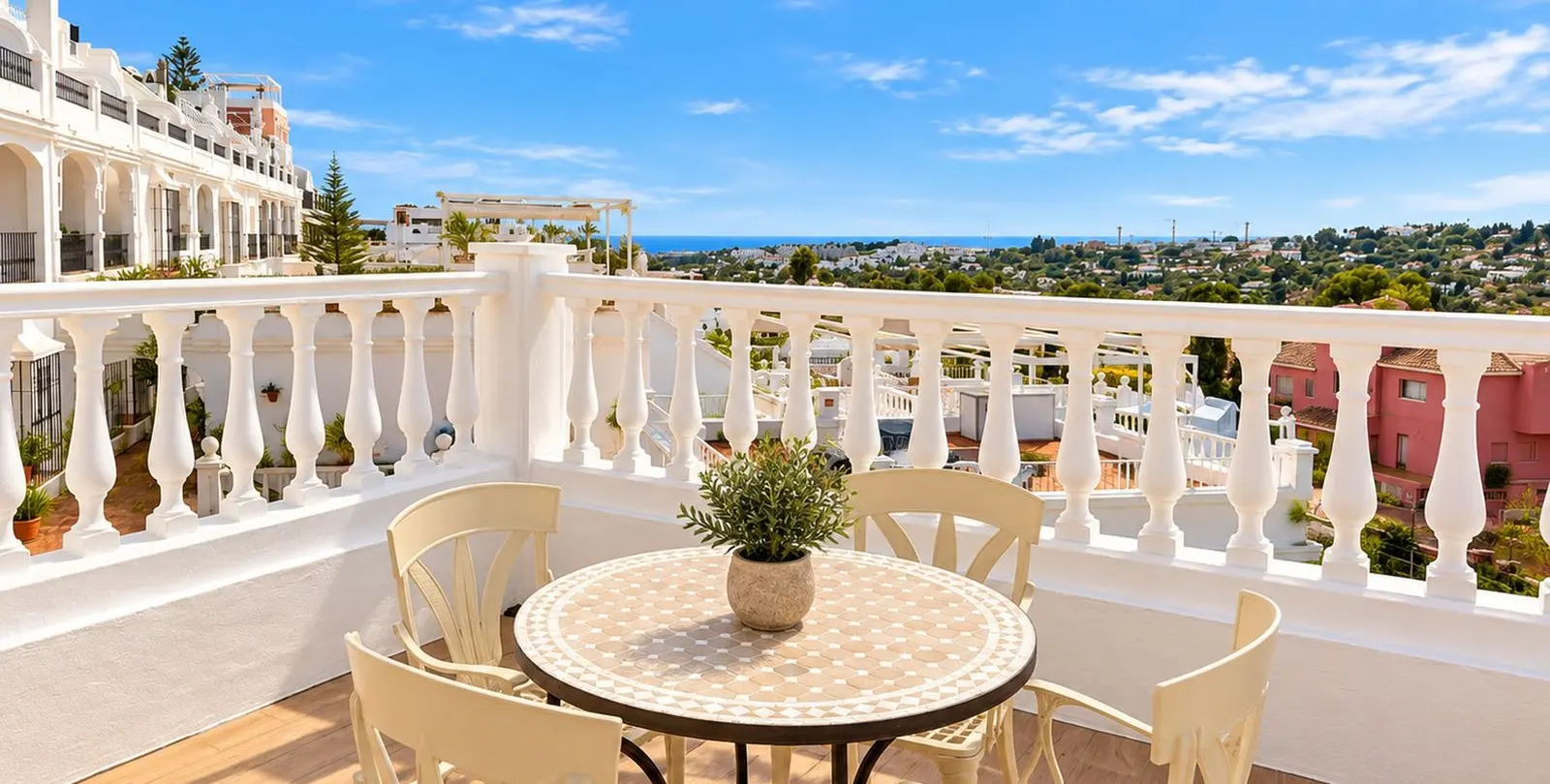 Venta de casa pareada en Aloha 16